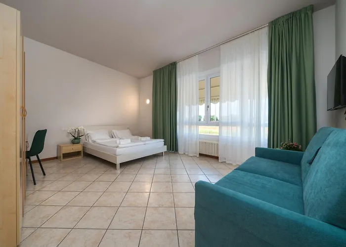 Hotel apartamentowy Max 3*