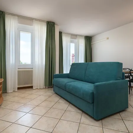 Max &appartamenti - A Due Passi Dai Parchi Piu Famosi 3* Lazise