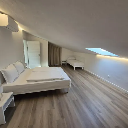 Max &appartamenti - A Due Passi Dai Parchi Piu Famosi 3* Lazise
