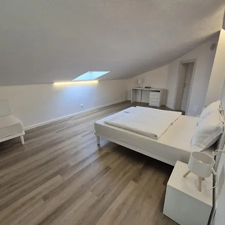 Max &appartamenti Lazise